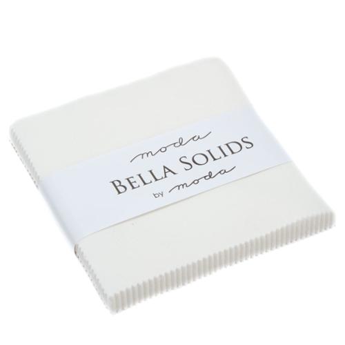 Bella Solids off white - 5" Charm Pack by Moda Fabrics